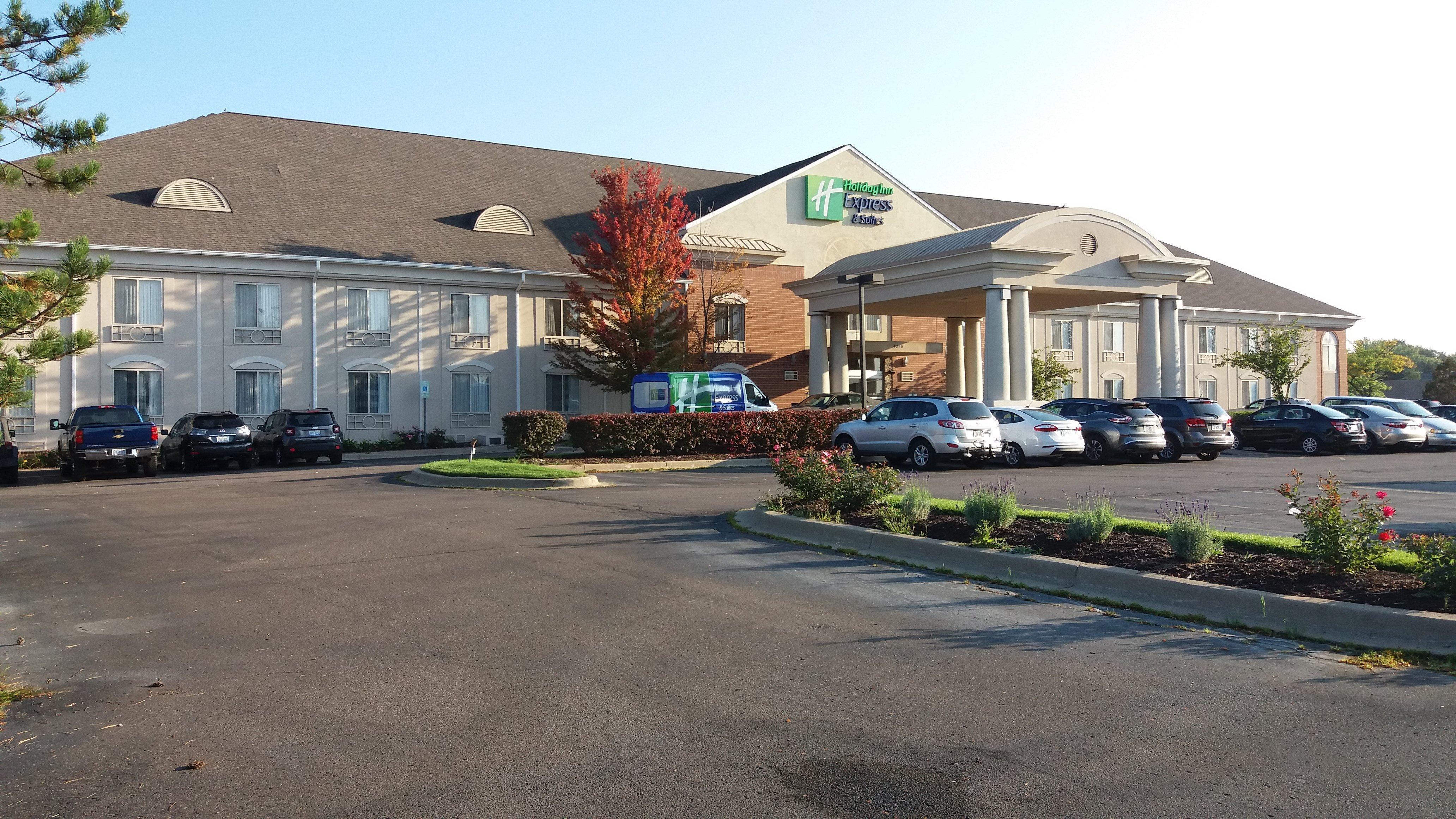 Holiday Inn Express Hotel & Suites Waterford, An Ihg Hotel Exterior photo